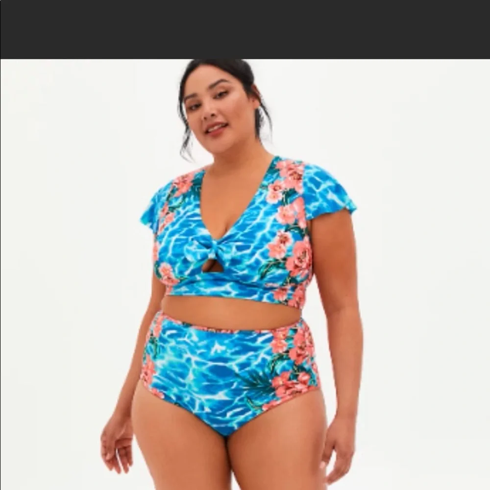 Torrid NWT 2 pcs. blue water floral bathing suit. - Picture 5 of 10